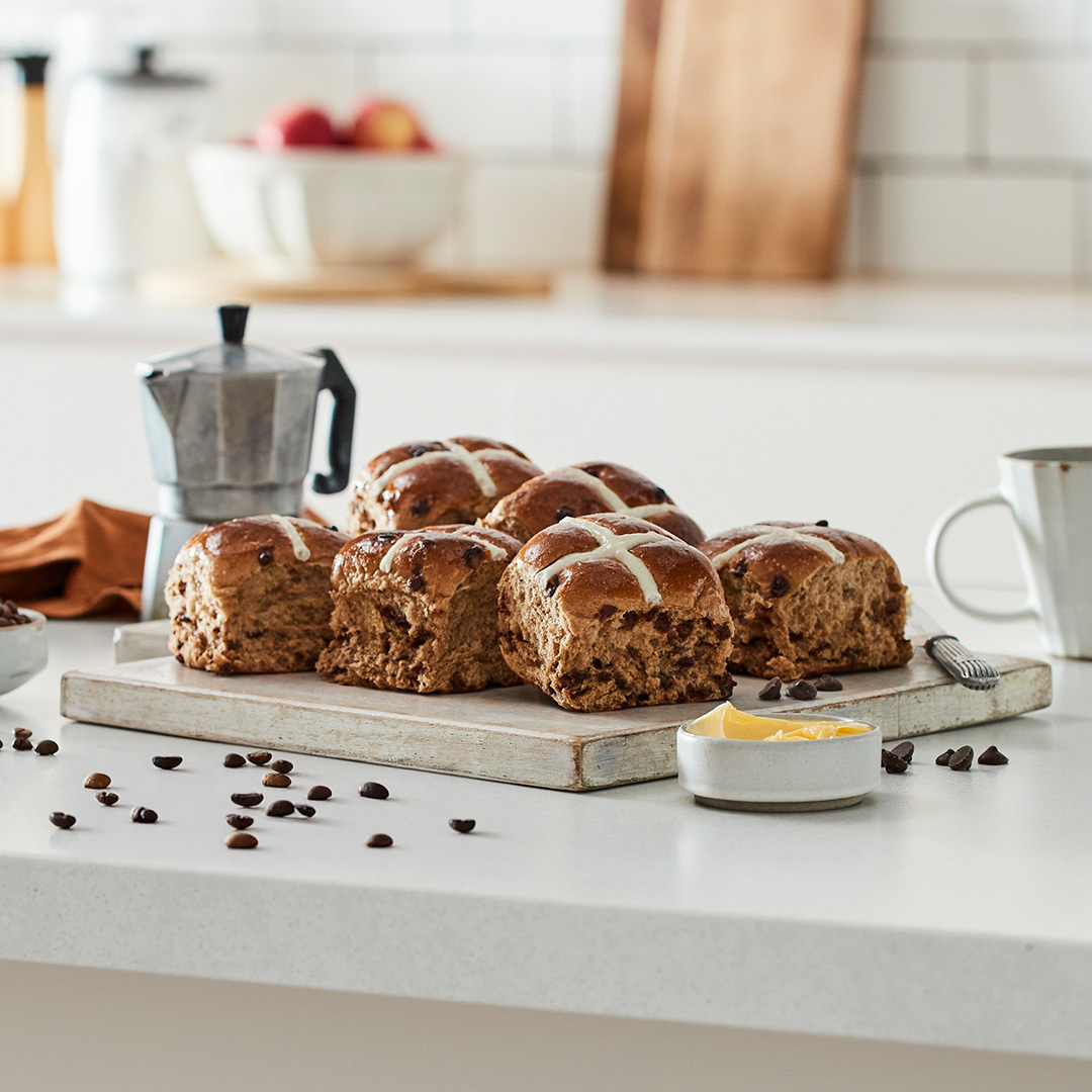Easter 2026 – Mocha Hot Cross Bun – Social Media Tile – 1080x1080px (1)